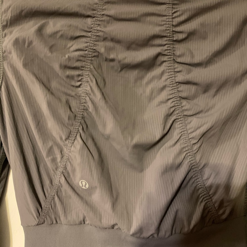 Lululemon jacket - Picture 8 of 8